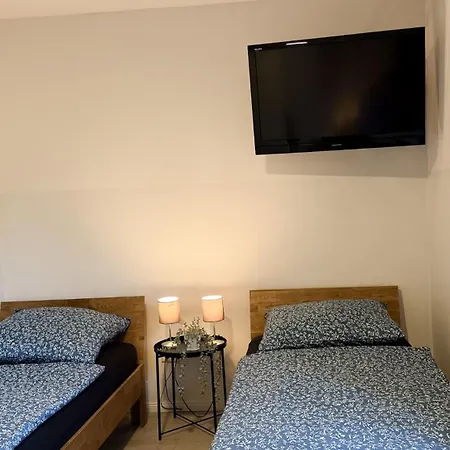 Haus Mit 3 - Aurora Hamburg